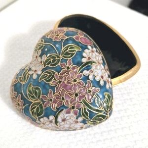 Cloisonne Heart Shaped Trinket Box Flowers Blue Pink Vanity Dresser Bath
